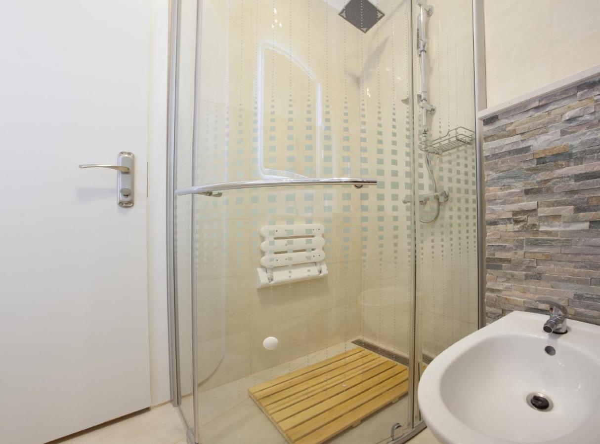 Classy Apartment In The Center Of Split Buitenkant foto